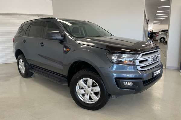 2015 Ford EVEREST Ambiente UA